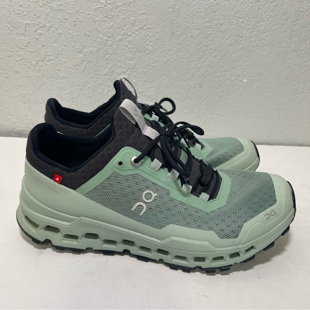 ON Women's Cloudultra Running Sneaker Shoes Moss/Eclipse, 8.5 US